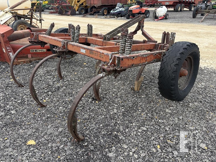 7-shank-digger-image-3