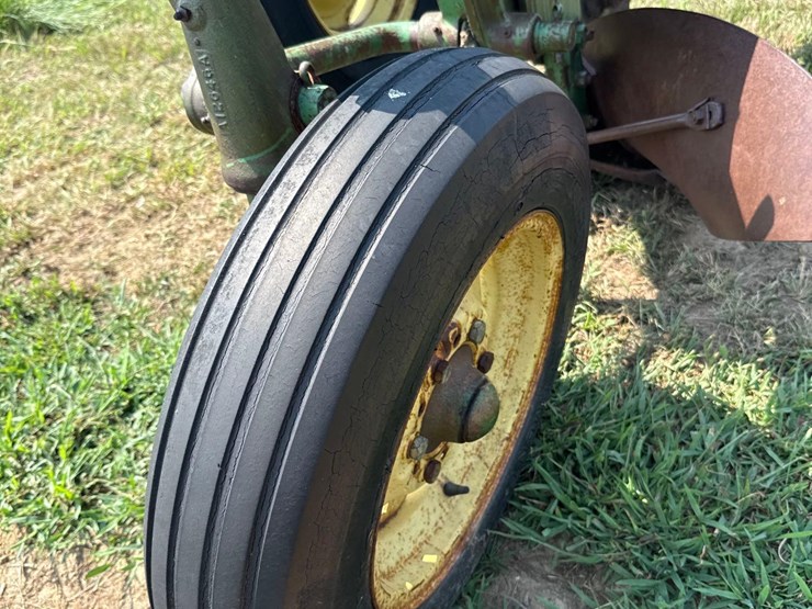 john-deere-4-bottom-plow-image-13