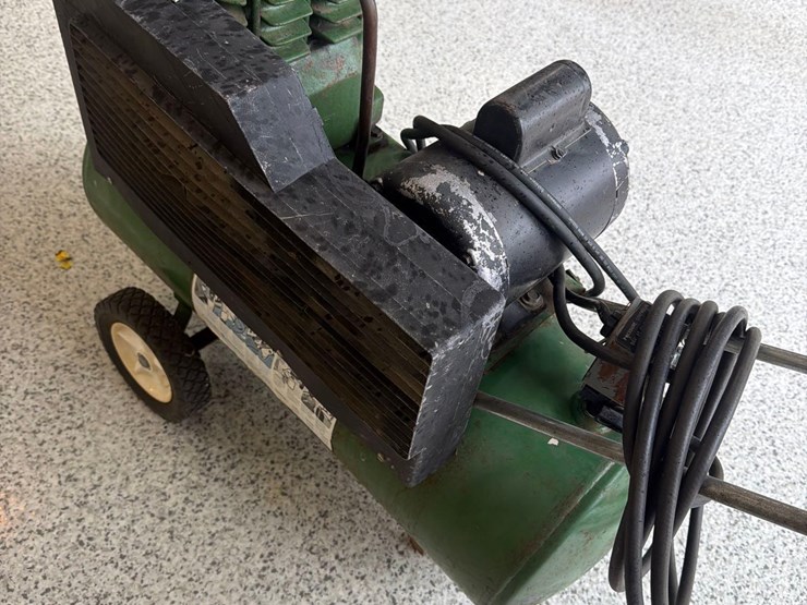 campbell-hausfield-air-compressor-image-4