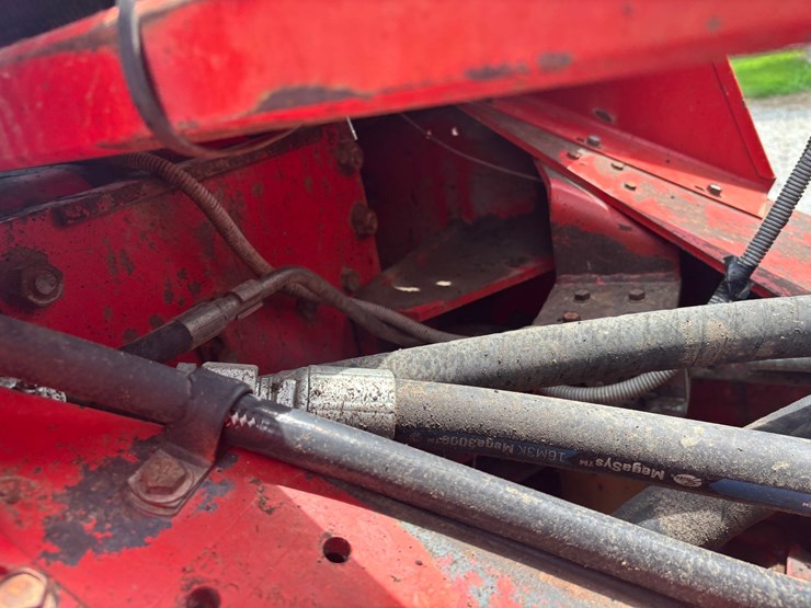 1983-massey-ferguson-4900-image-78