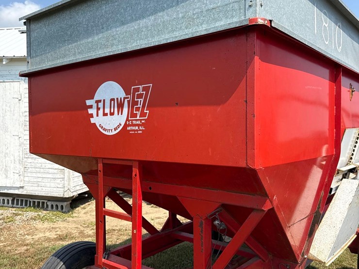 ez-flow-250bu-gravity-wagon-image-10
