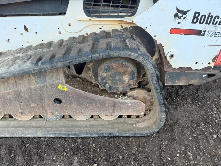 bobcat-t750-image-18