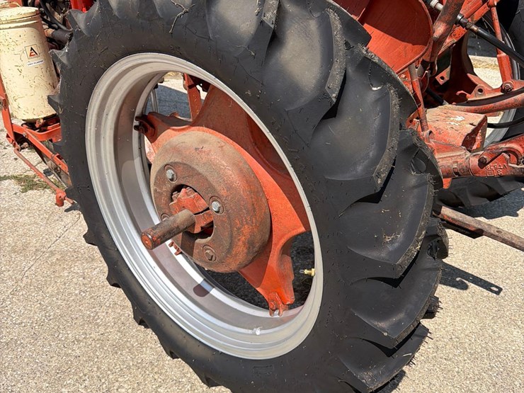 case-vac-tractor-image-14