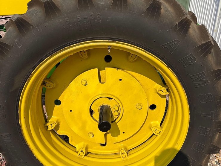 john-deere-630-image-24