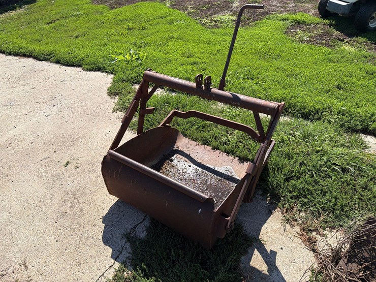 30”-trip-bucket-image-2