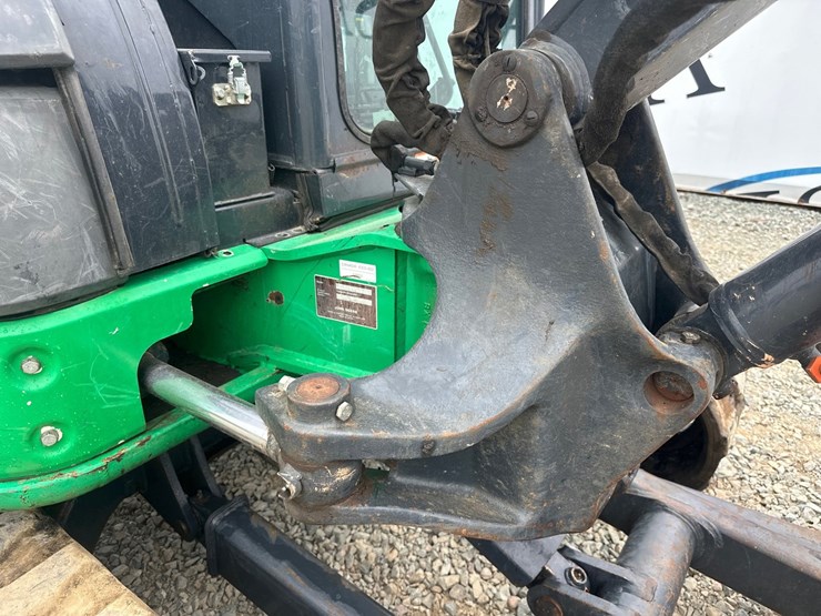 2019-deere-50g-image-15
