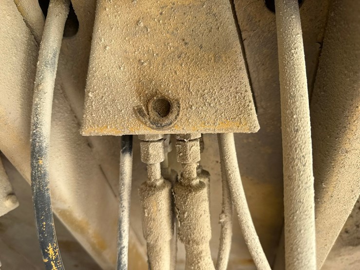 caterpillar-988-image-78