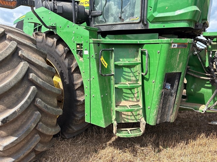 2022-john-deere-640-image-14