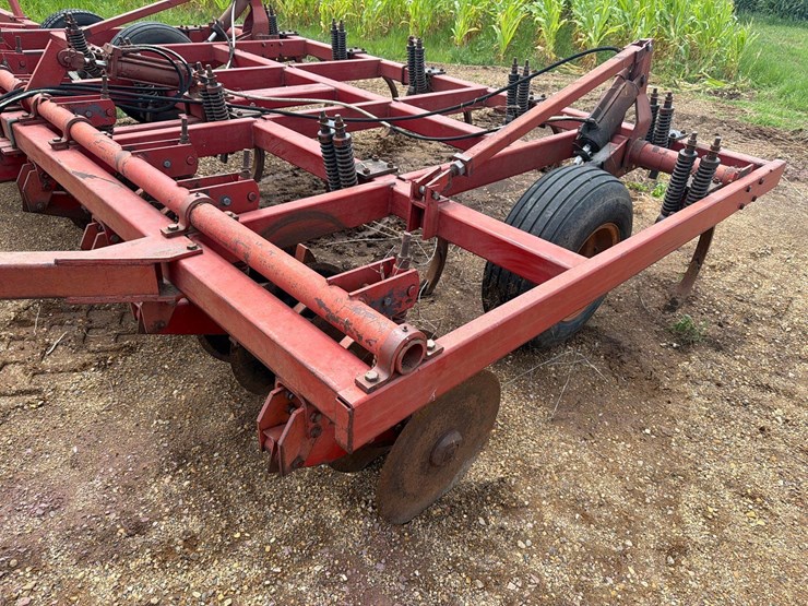 international-6000-image-9