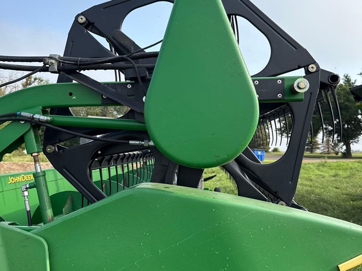 2009-john-deere-635f-image-38