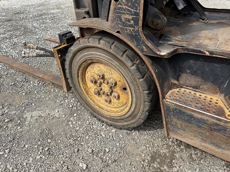 daewoo-d25s-3-image-14