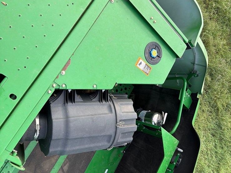 2013-john-deere-s660-image-103