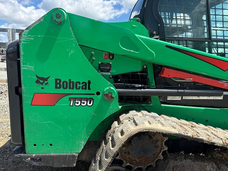 2019-bobcat-t550-image-26