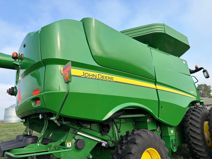 2013-john-deere-s660-image-24
