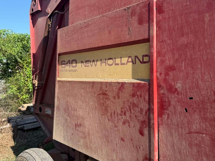 1993-new-holland-640-image-4