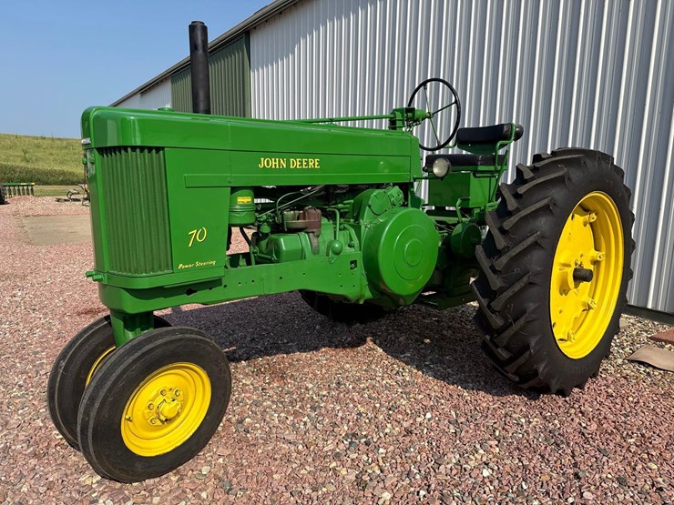 john-deere-70-image-1