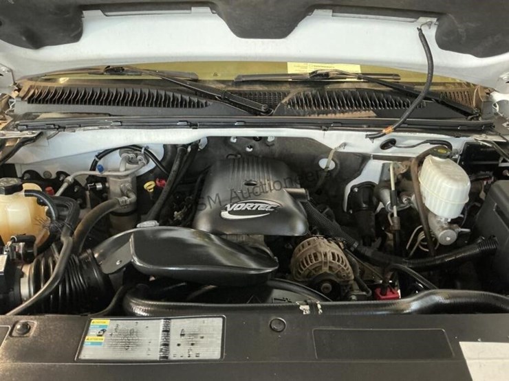 2006-chevrolet-silverado-2500hd-image-10