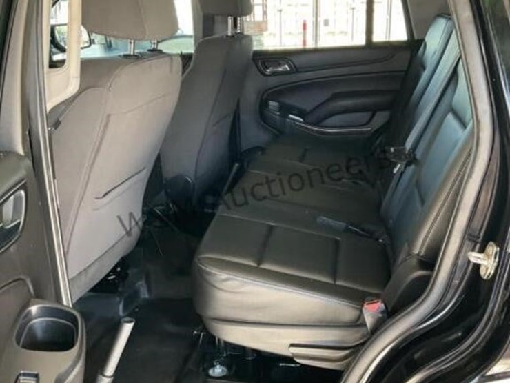 2019-chevrolet-tahoe-image-23