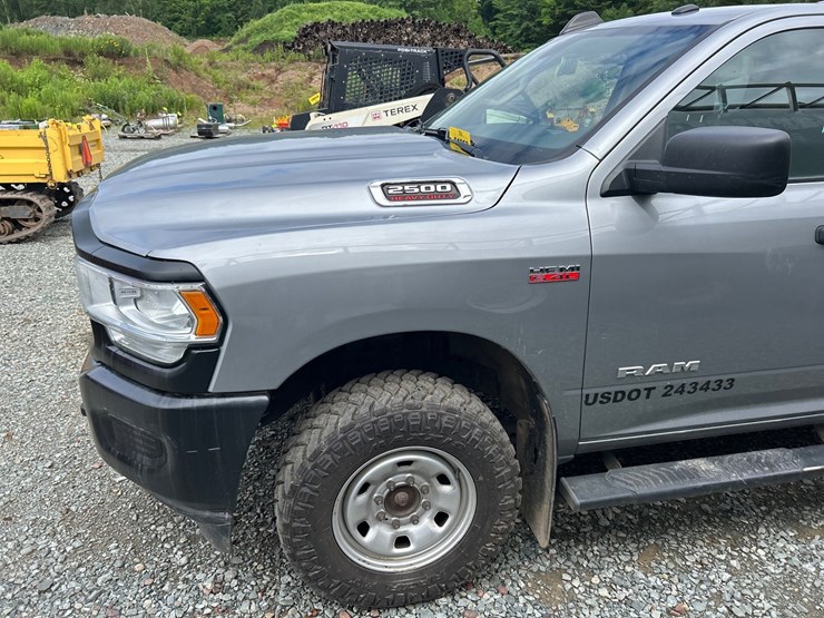 2021-dodge-2500-image-12
