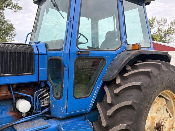 ford-8730-image-24