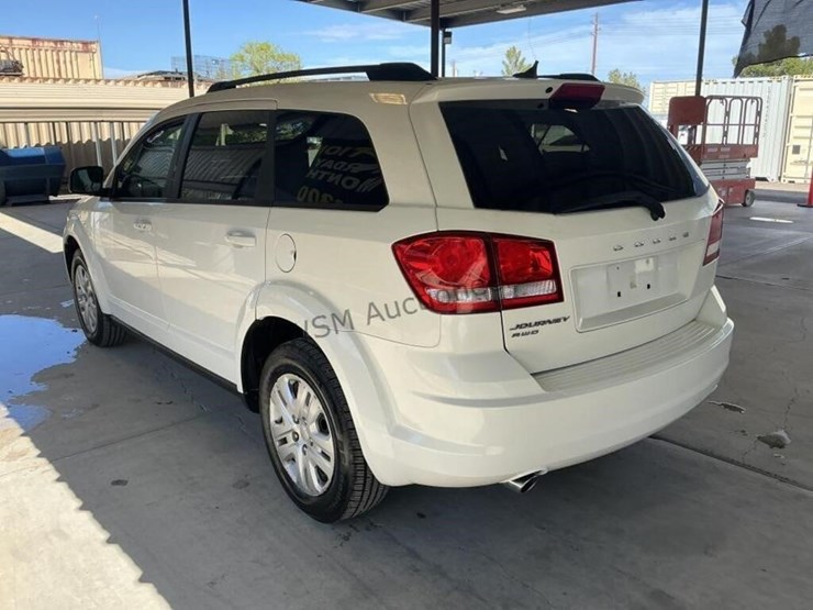 2016-dodge-journey-image-5