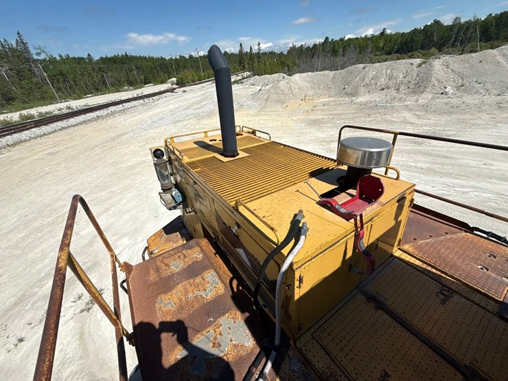 caterpillar-988-image-104