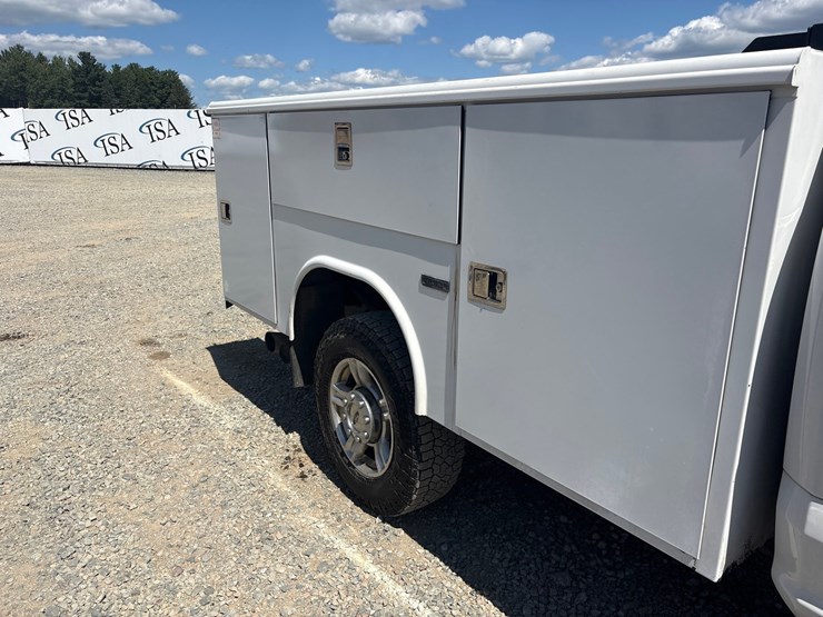 2017-ford-f350-image-19