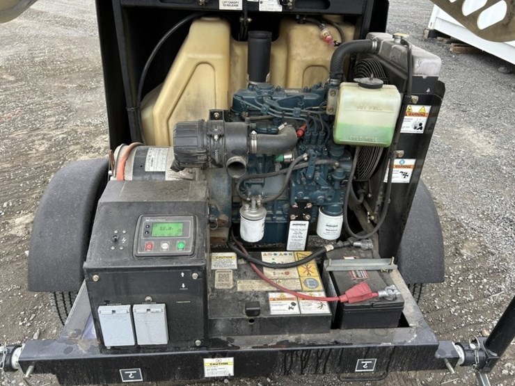 2021-doosan-6kw-towable-light-tower-image-21