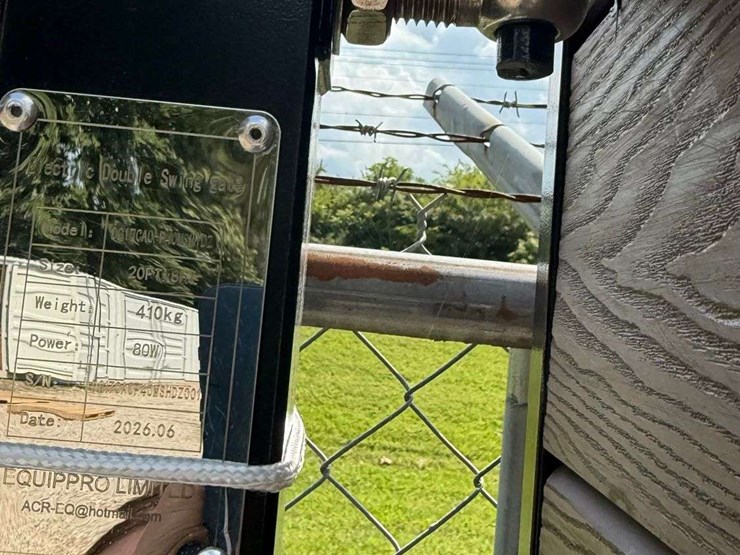 unused-20'-x-8'-electric-double-swing-gate-image-3