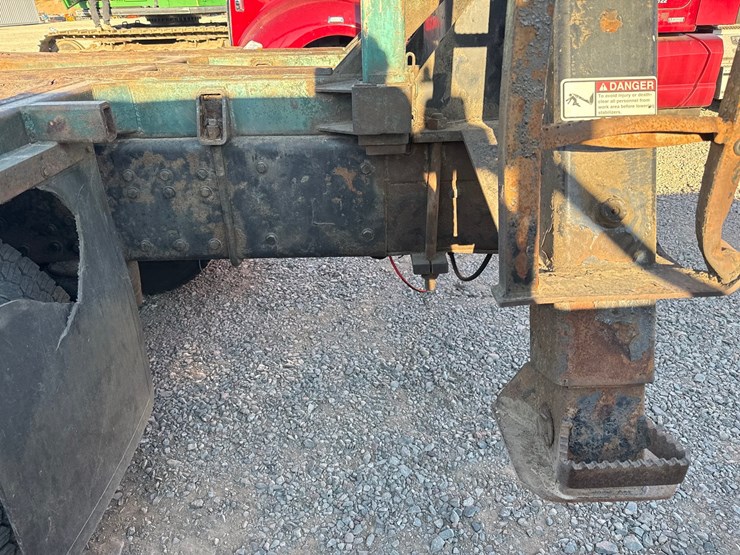 1998-peterbilt-378-image-35