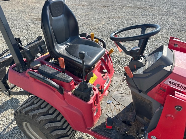 2021-massey-ferguson-1805-image-27