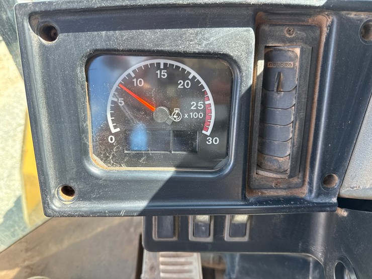 caterpillar-980g-image-99