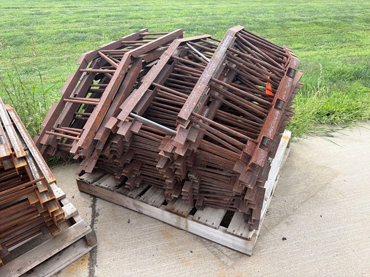 3--pallets-of-v-shaped-metal-grain-bin-supports-image-2