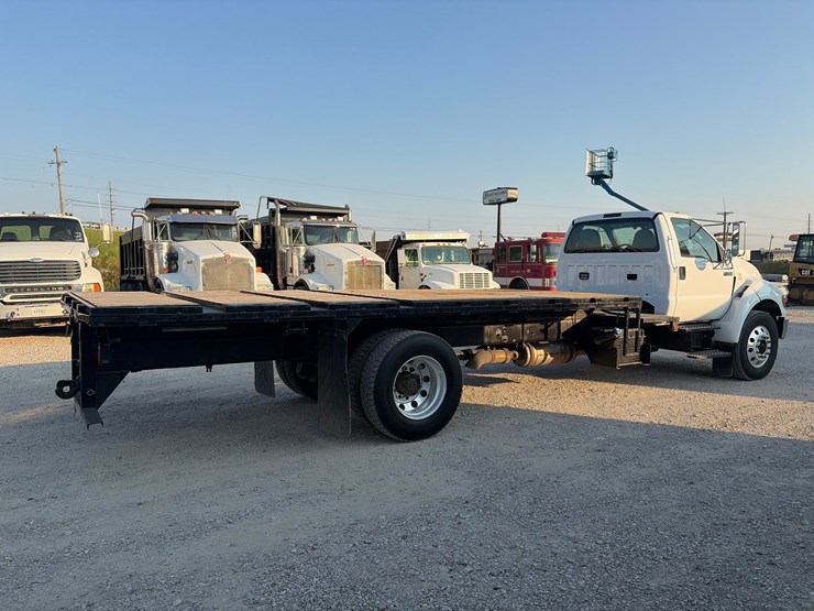 2015-ford-f750-image-4