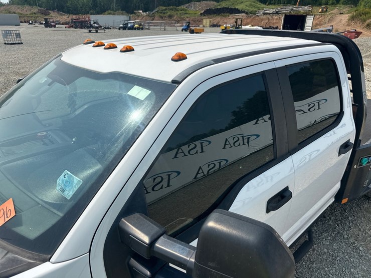 2019-ford-f350-image-29