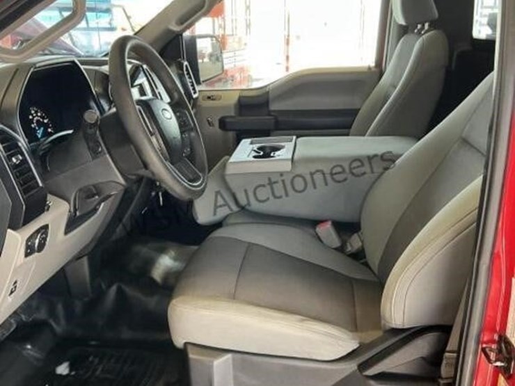 2017-ford-f150-image-21