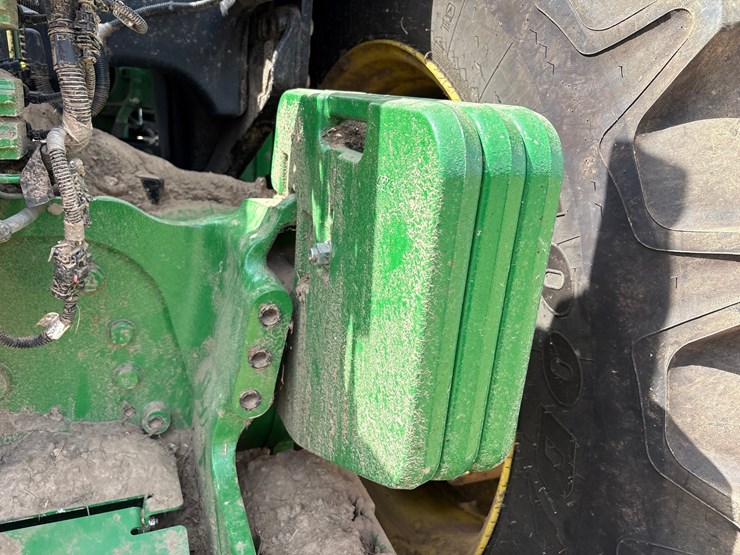 2022-john-deere-640-image-44