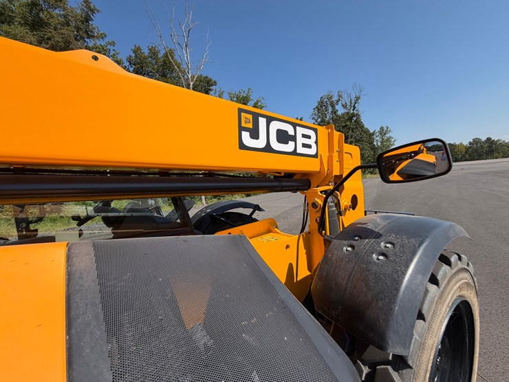2024-jcb-509-42-image-56