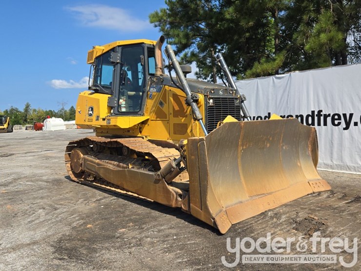 2018-deere-850k-lgp-image-7