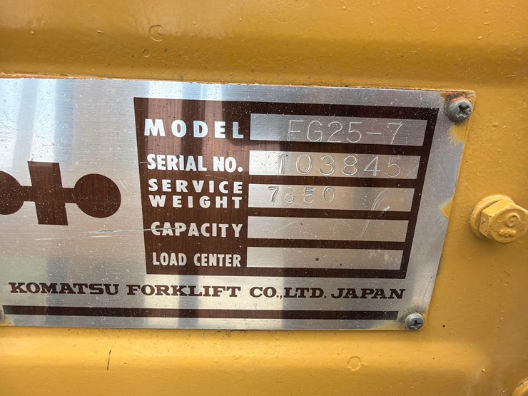 komatsu-fg25-propane-forklift-image-9