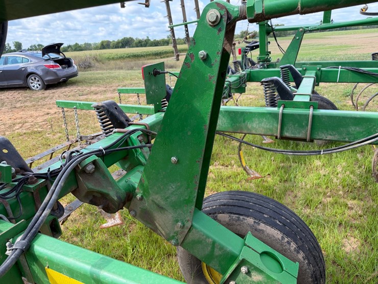 john-deere-2200-image-24