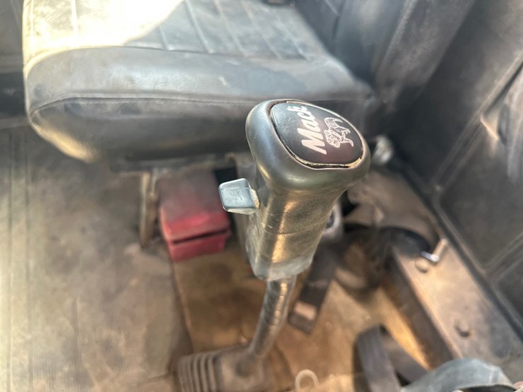 mack-rd690s-image-33
