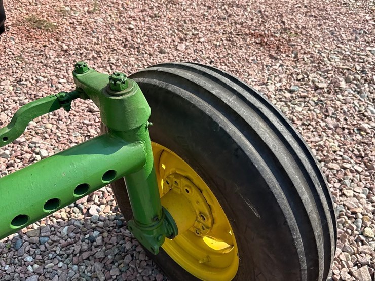 john-deere-730-image-37