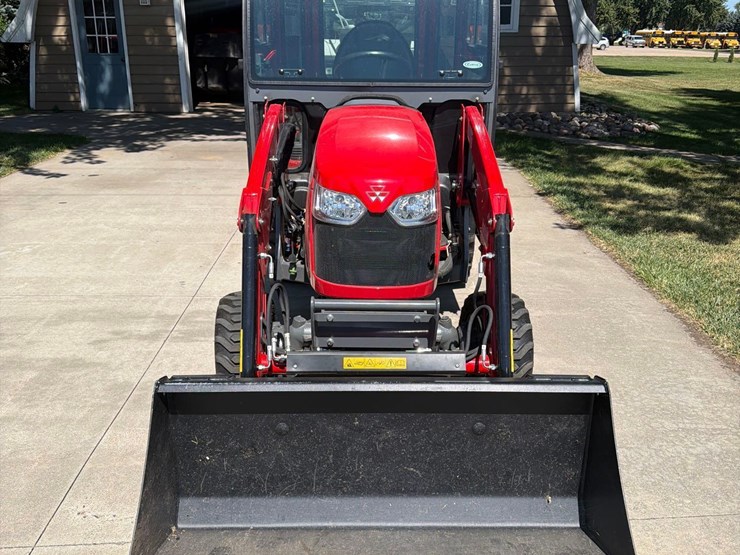 2021-massey-ferguson-4-image-2