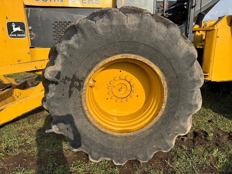 deere-648d-image-60