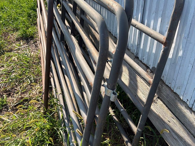 5-grey-gates-image-6