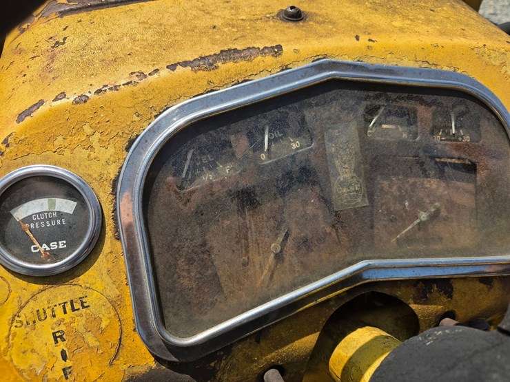 #61410-•-case-w-3-loader-backhoe-image-57