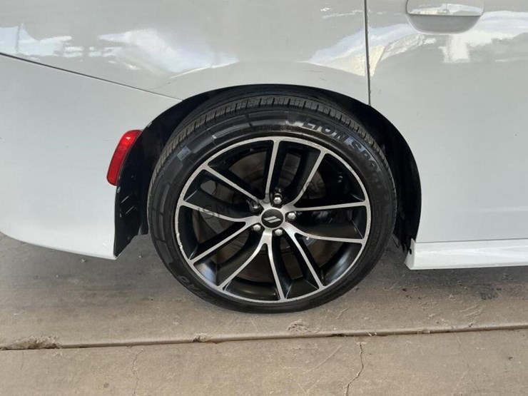 2020-dodge-charger-sdn-image-8