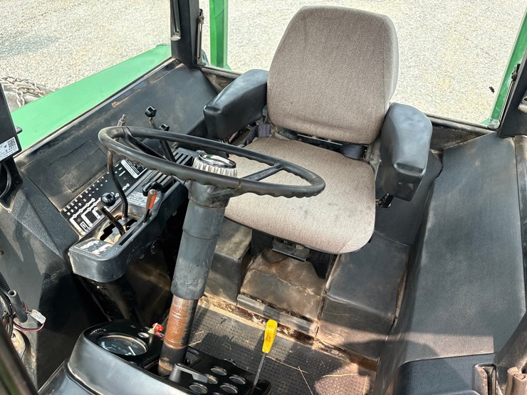 john-deere-4430-image-36