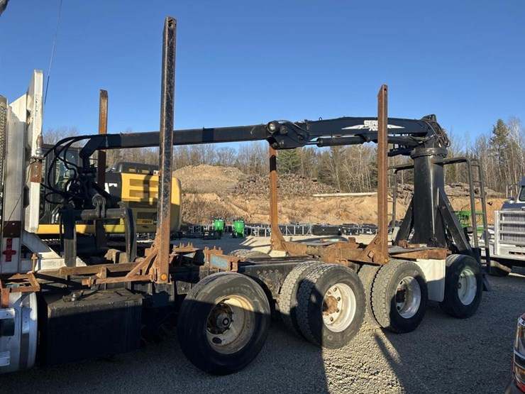 2001-mack-ch613-image-17